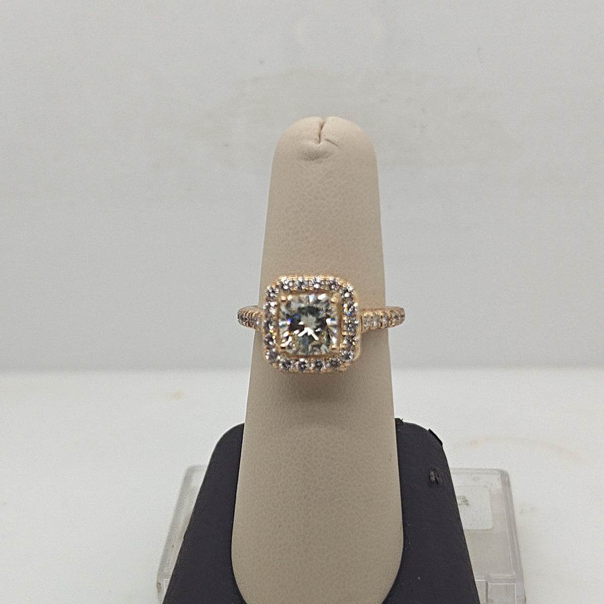 DIAMOND SQUARE CUSHION 2.02CT ENGAGEMENT RING YELLOW GOLD