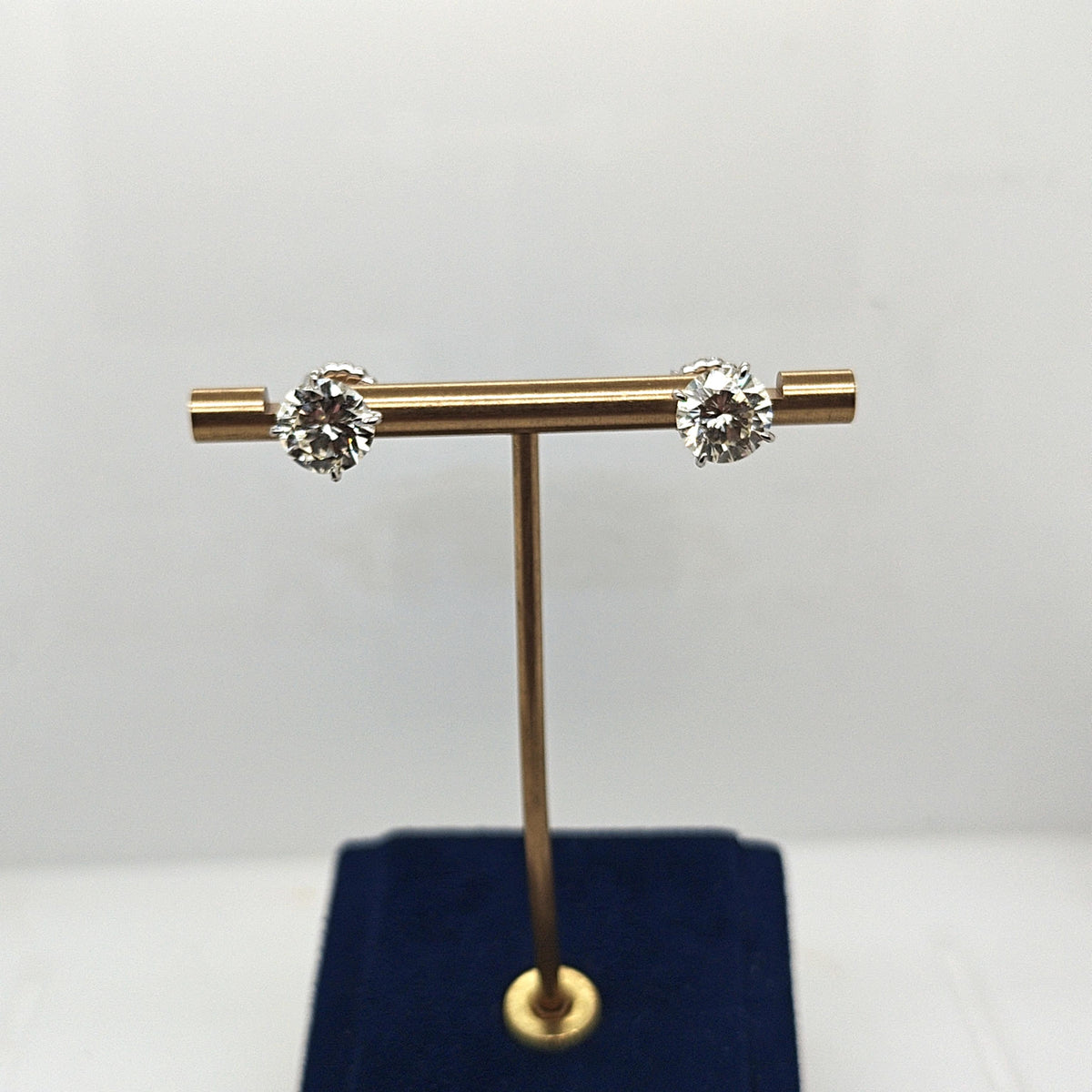 DIAMOND STUD EARRINGS MARTINI SETTING 4.40CTW PLATINUM