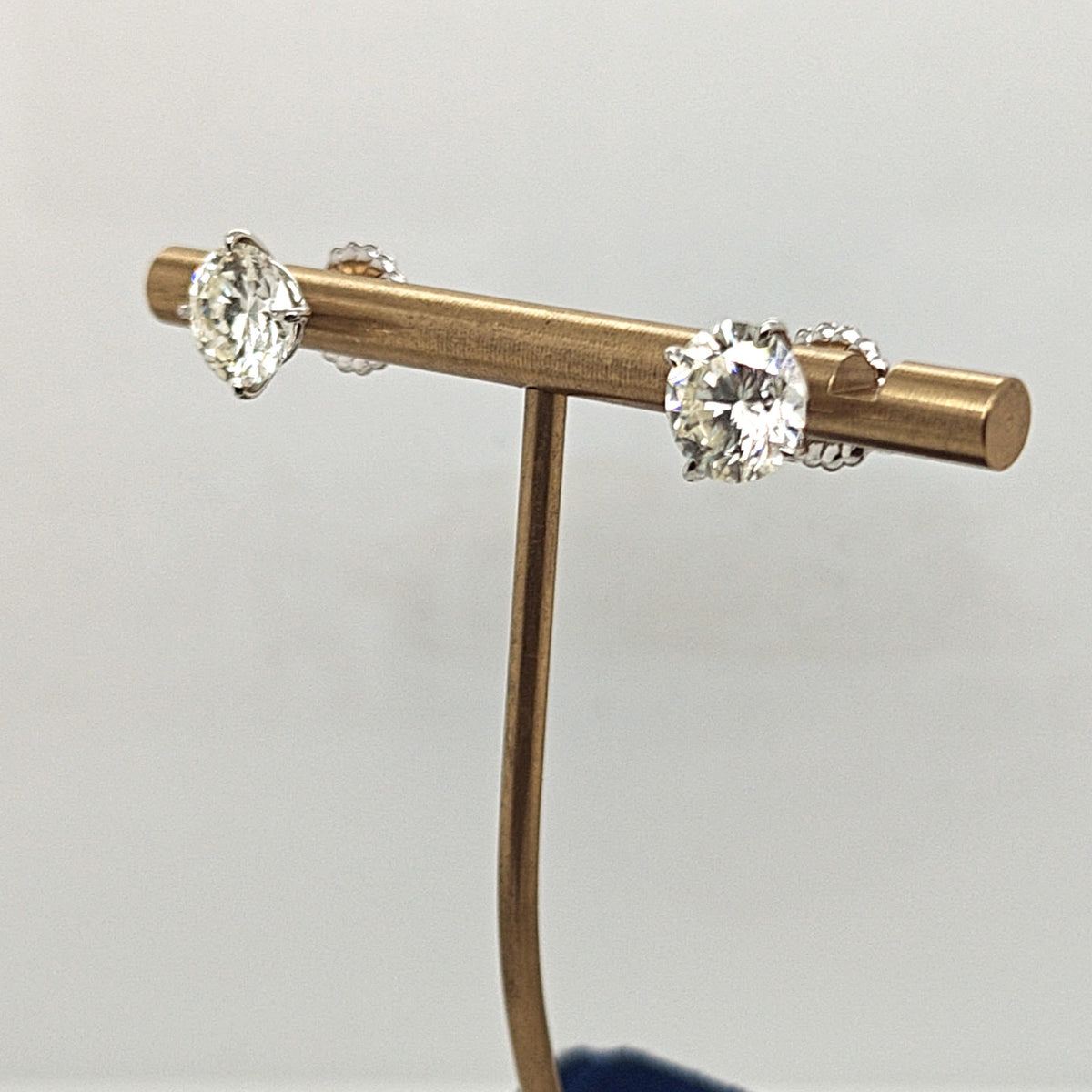 DIAMOND STUD EARRINGS MARTINI SETTING 4.40CTW PLATINUM
