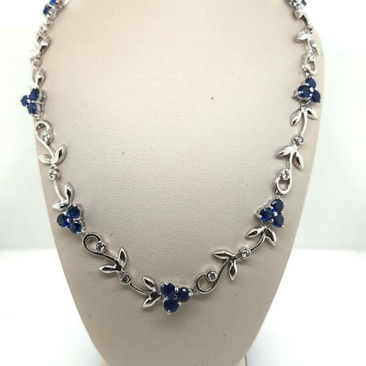 DIAMOND AND SAPPHIRE NECKLACE WHITE GOLD