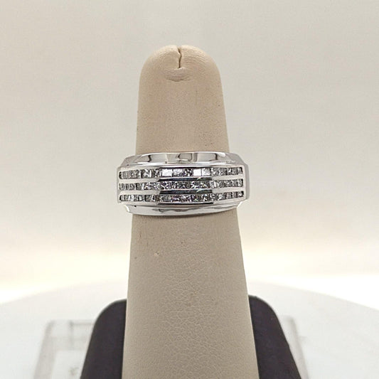 DIAMOND BAND RING THREE ROW 1.10CTW WHITE GOLD