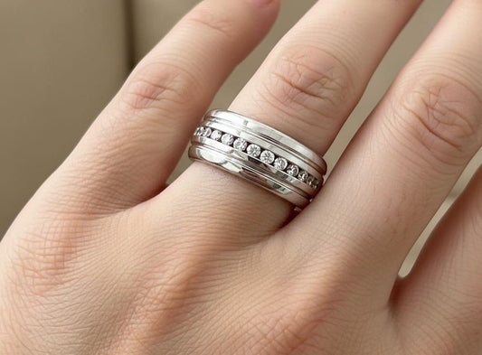 DIAMOND HALF ETERNITY BAND RING 0.45CTW WHITE GOLD