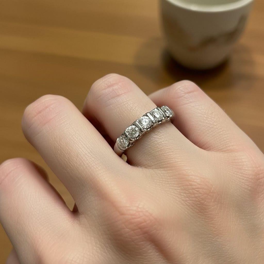 DIAMOND HALF ETERNITY BAND RING 1.00CTW WHITE GOLD