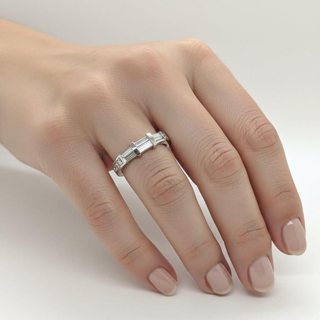 DIAMOND BAGUETTE AND ROUND BAND RING 1.11CTW WHITE GOLD