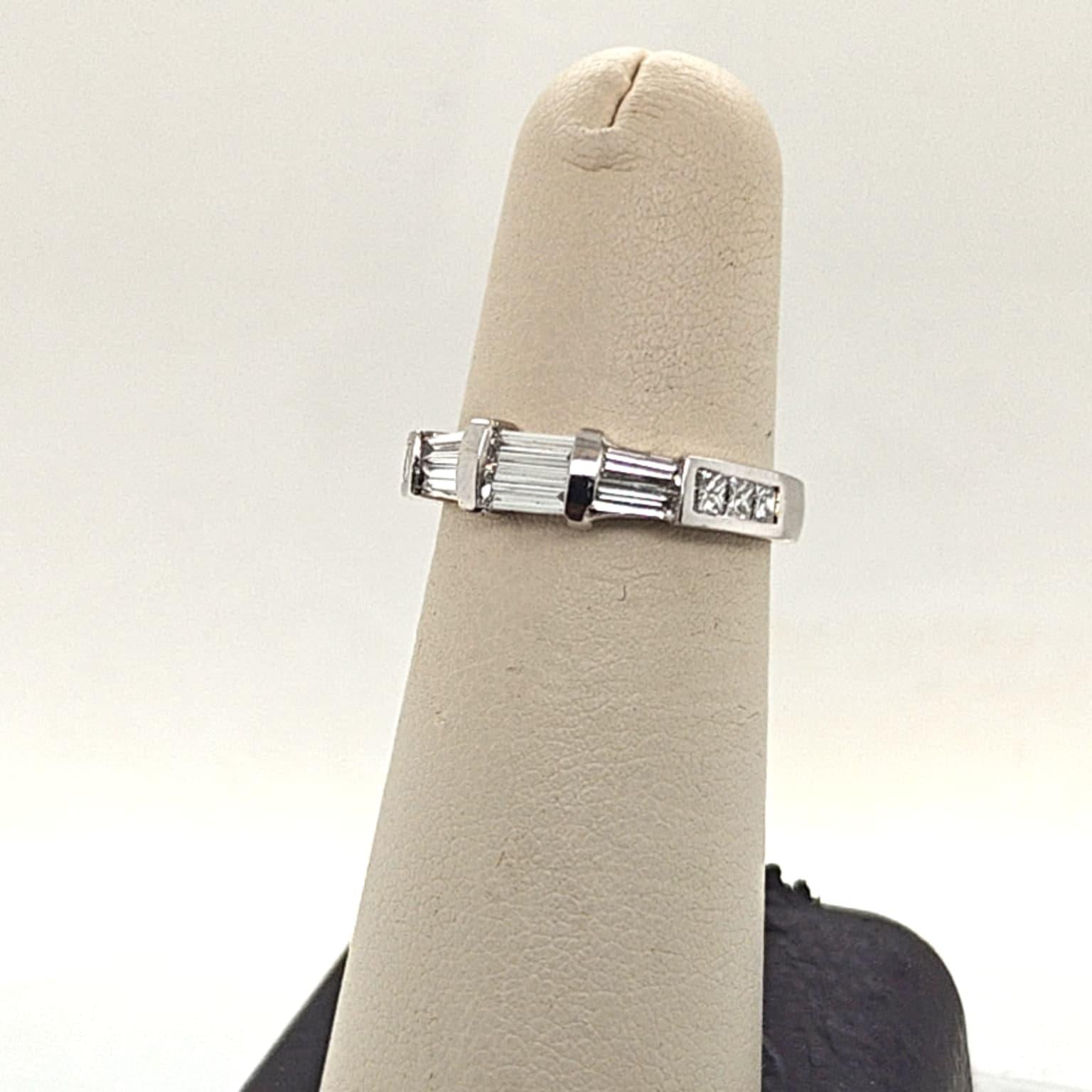 DIAMOND BAGUETTE AND ROUND BAND RING 1.11CTW WHITE GOLD
