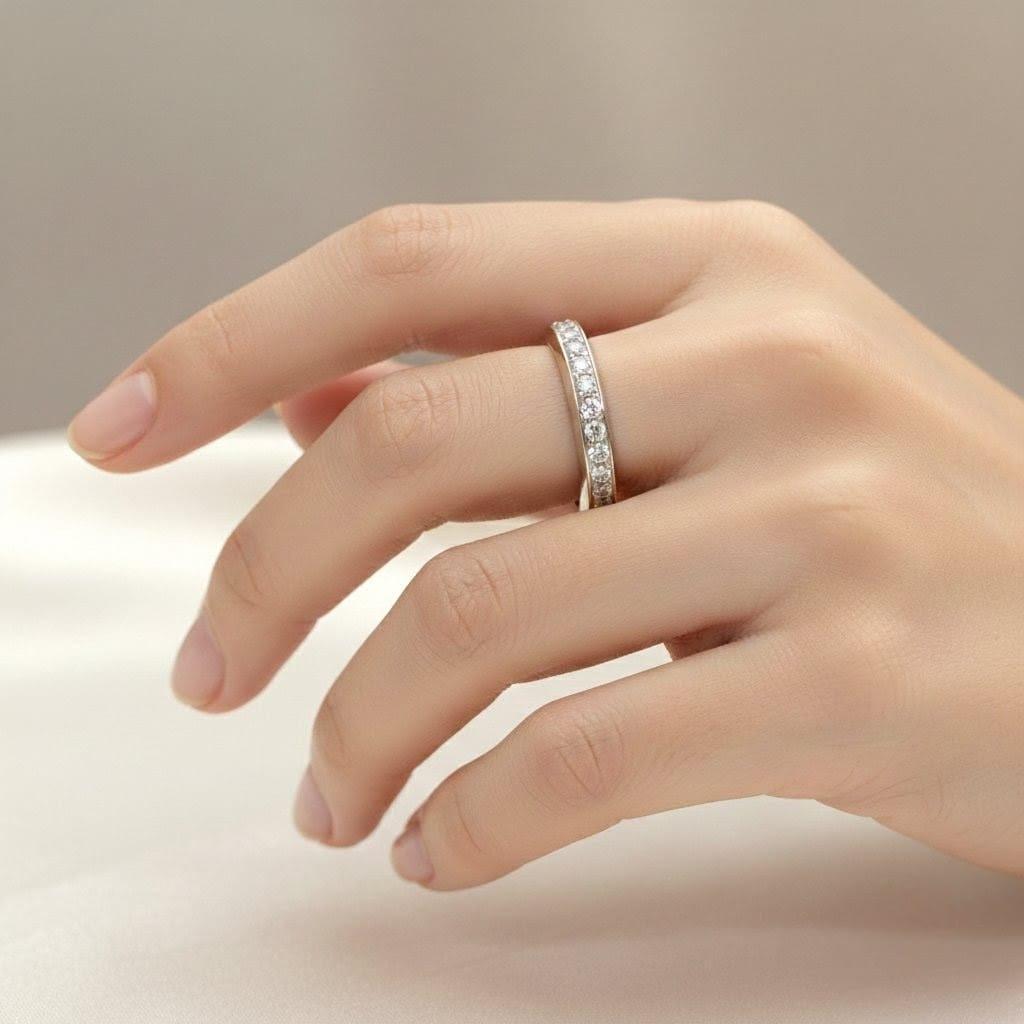 DIAMOND HALF ETERNITY BAND RING 0.65CTW WHITE GOLD