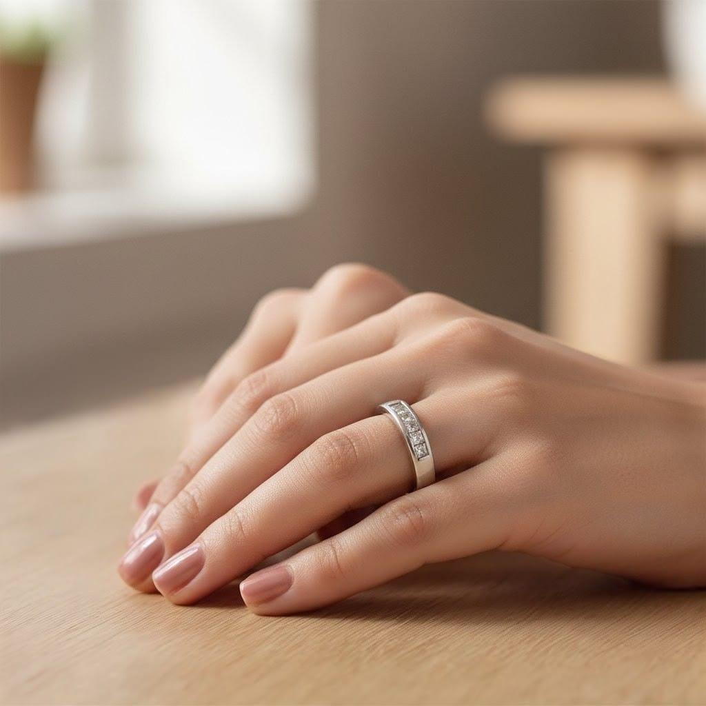 DIAMOND 6 STONE PRINCESS CUT BAND RING 0.55CTW WHITE GOLD