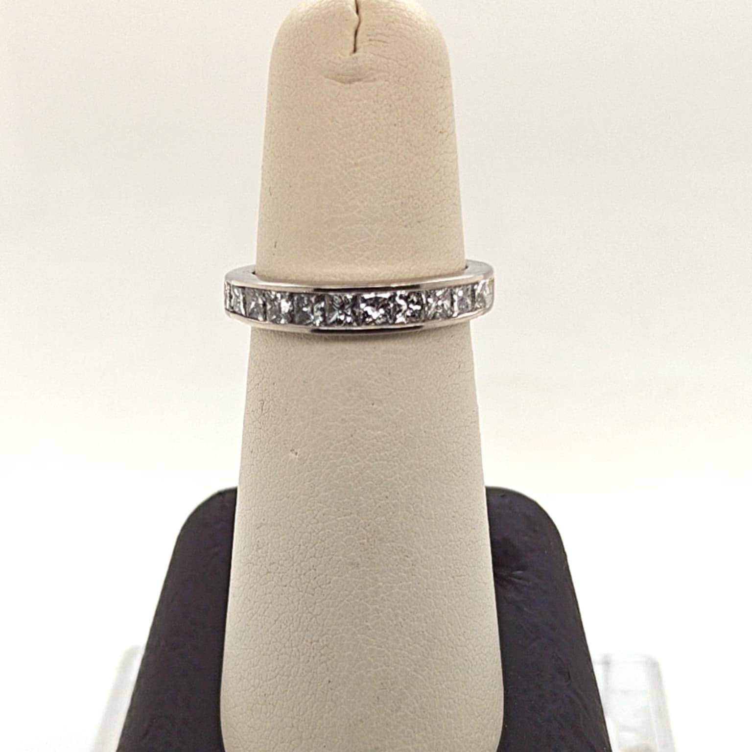 DIAMOND PRINCESS CUT HALF ETERNITY BAND RING 1.05CTW WHITE GOLD