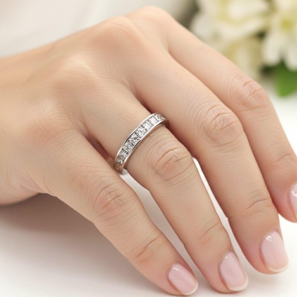 DIAMOND PRINCESS CUT HALF ETERNITY BAND RING 1.05CTW WHITE GOLD