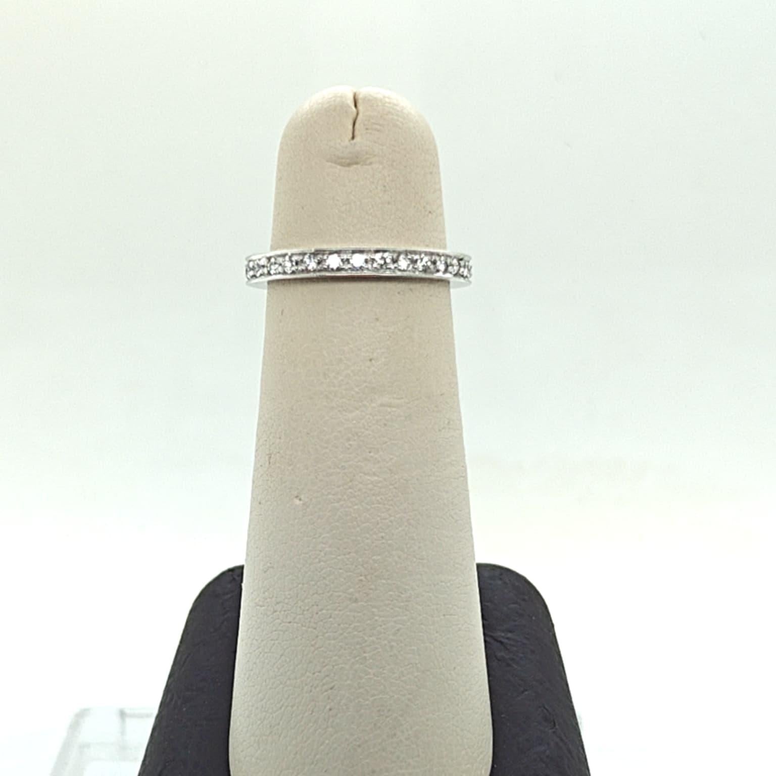 DIAMOND ETERNITY BAND RING 1.07CTW WHITE GOLD