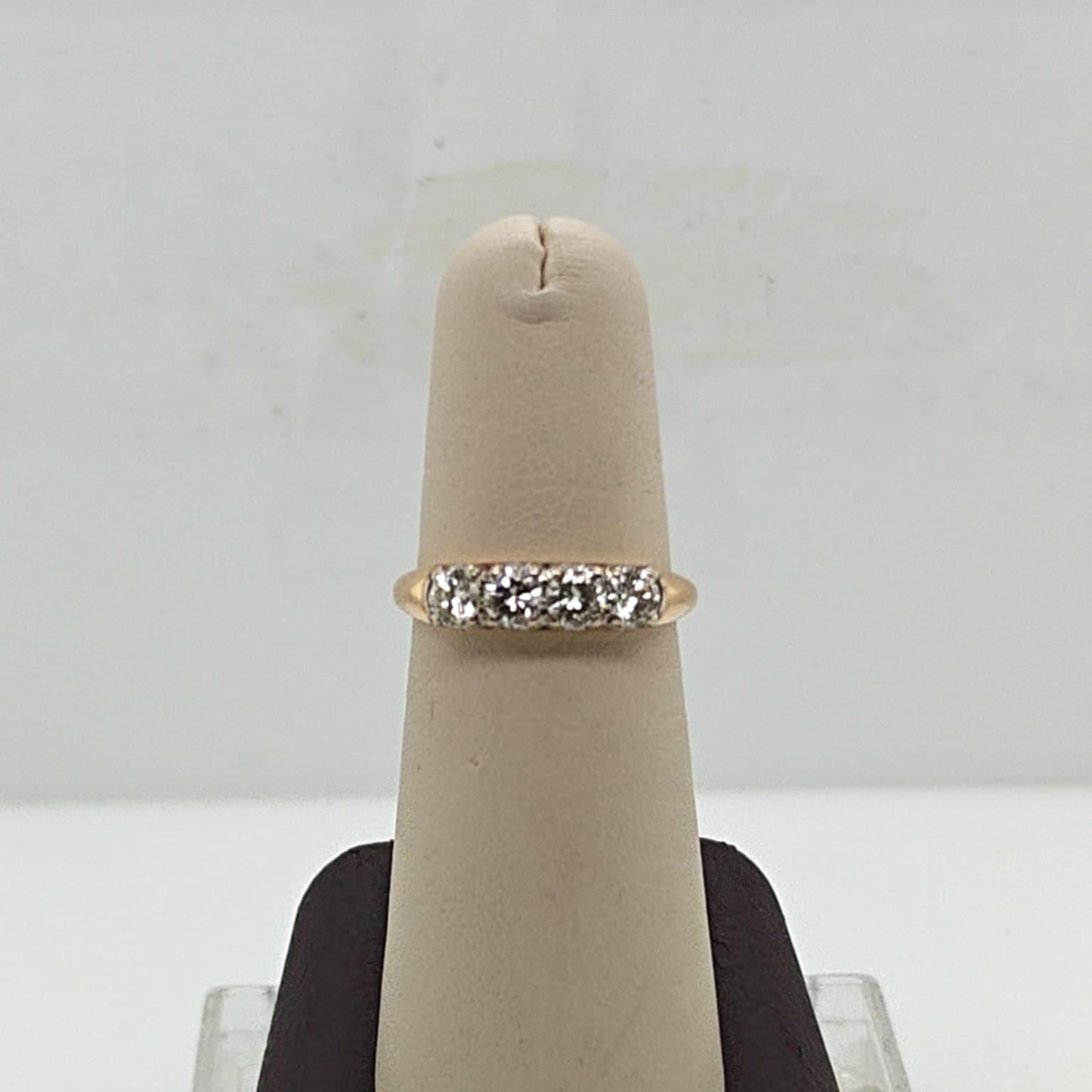 FOUR DIAMOND BAND RING 0.75CTW YELLOW GOLD