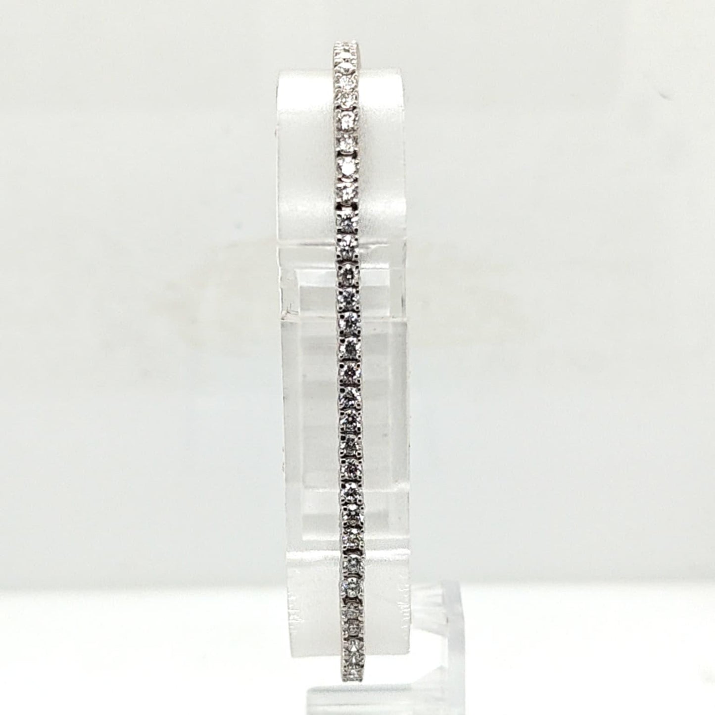 DIAMOND TENNIS BRACELET 3.96CTW WHITE GOLD