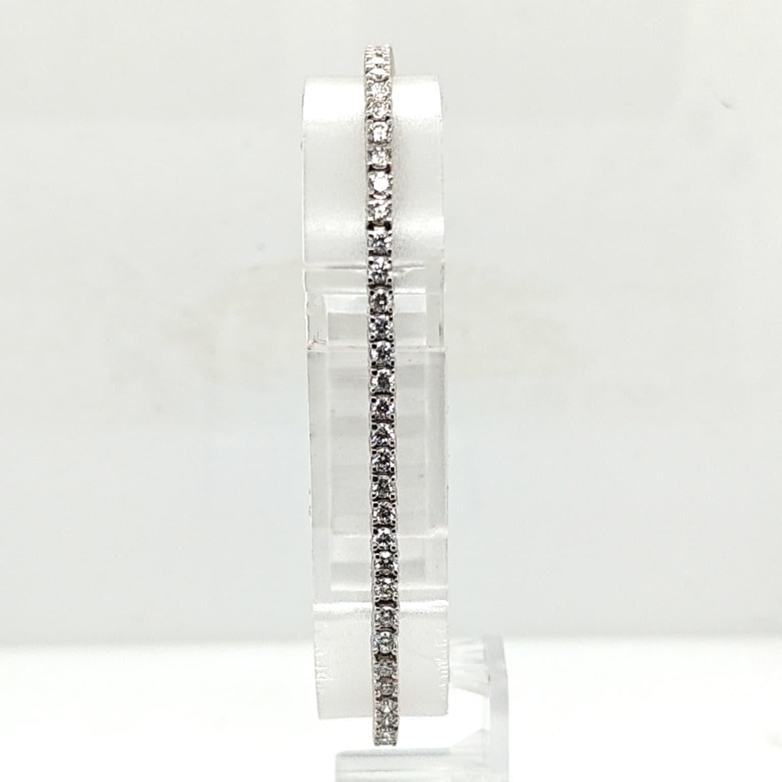 DIAMOND TENNIS BRACELET 3.96CTW WHITE GOLD