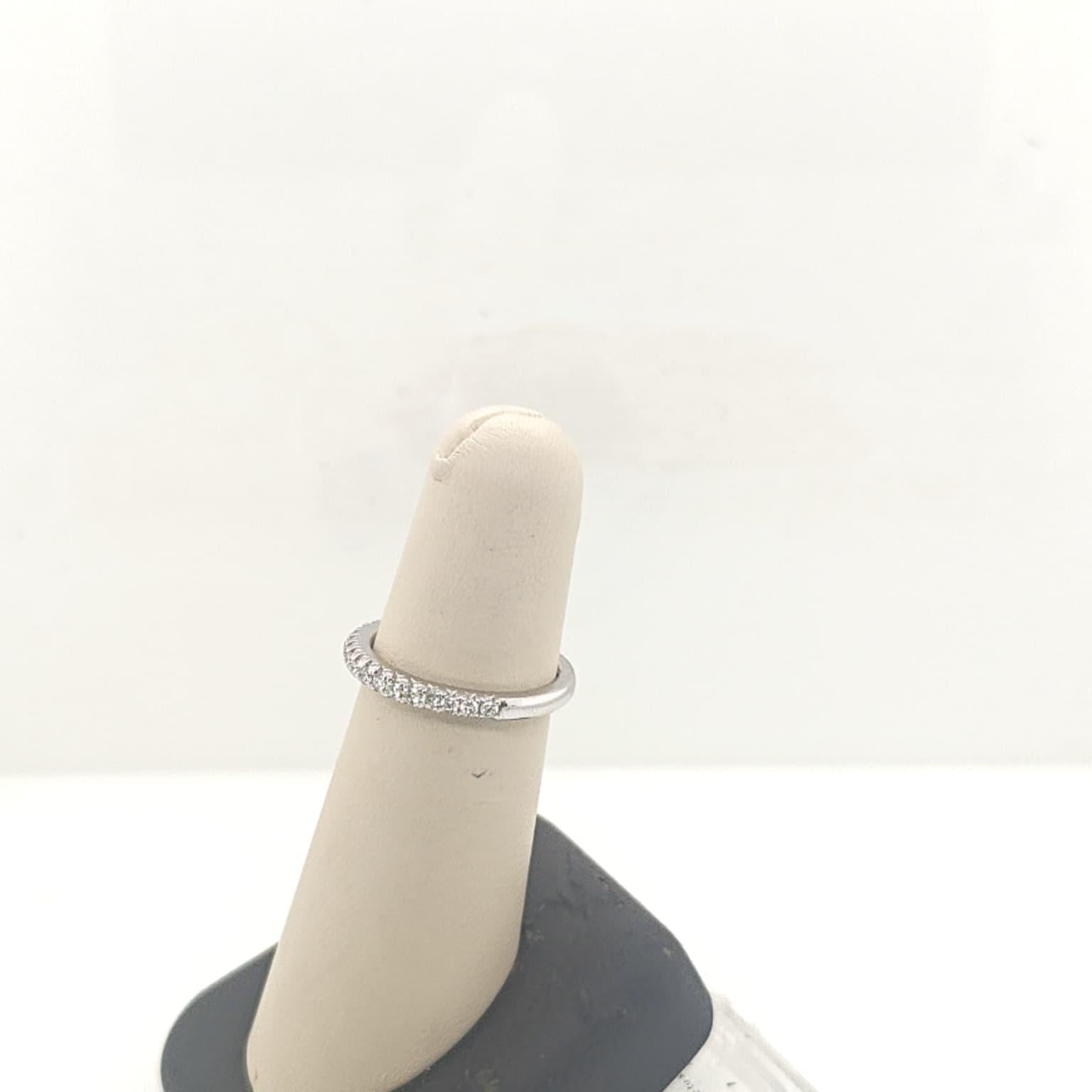 DIAMOND HALF ETERNITY BAND RING 0.30CTW WHITE GOLD