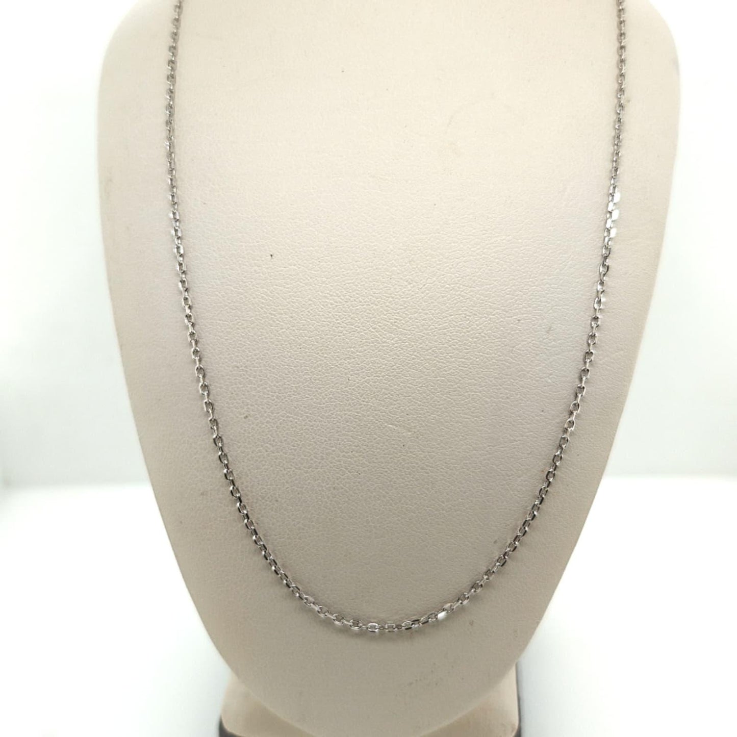 WHITE GOLD CABLE CHAIN NECKLACE 18"