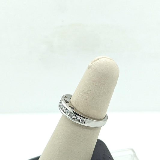DIAMOND HALF ETERNITY BAND RING 0.90CTW PLATINUM