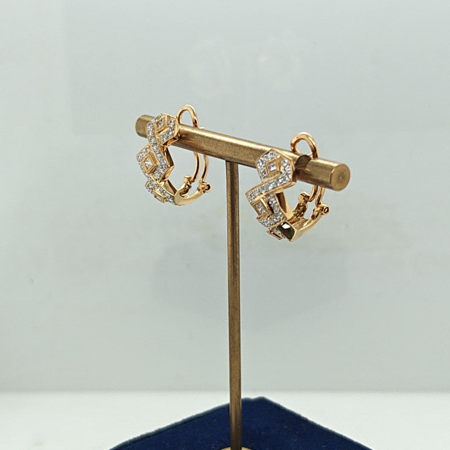 DIAMOND ORNATE HANGING EARRINGS 1.51CTW YELLOW GOLD