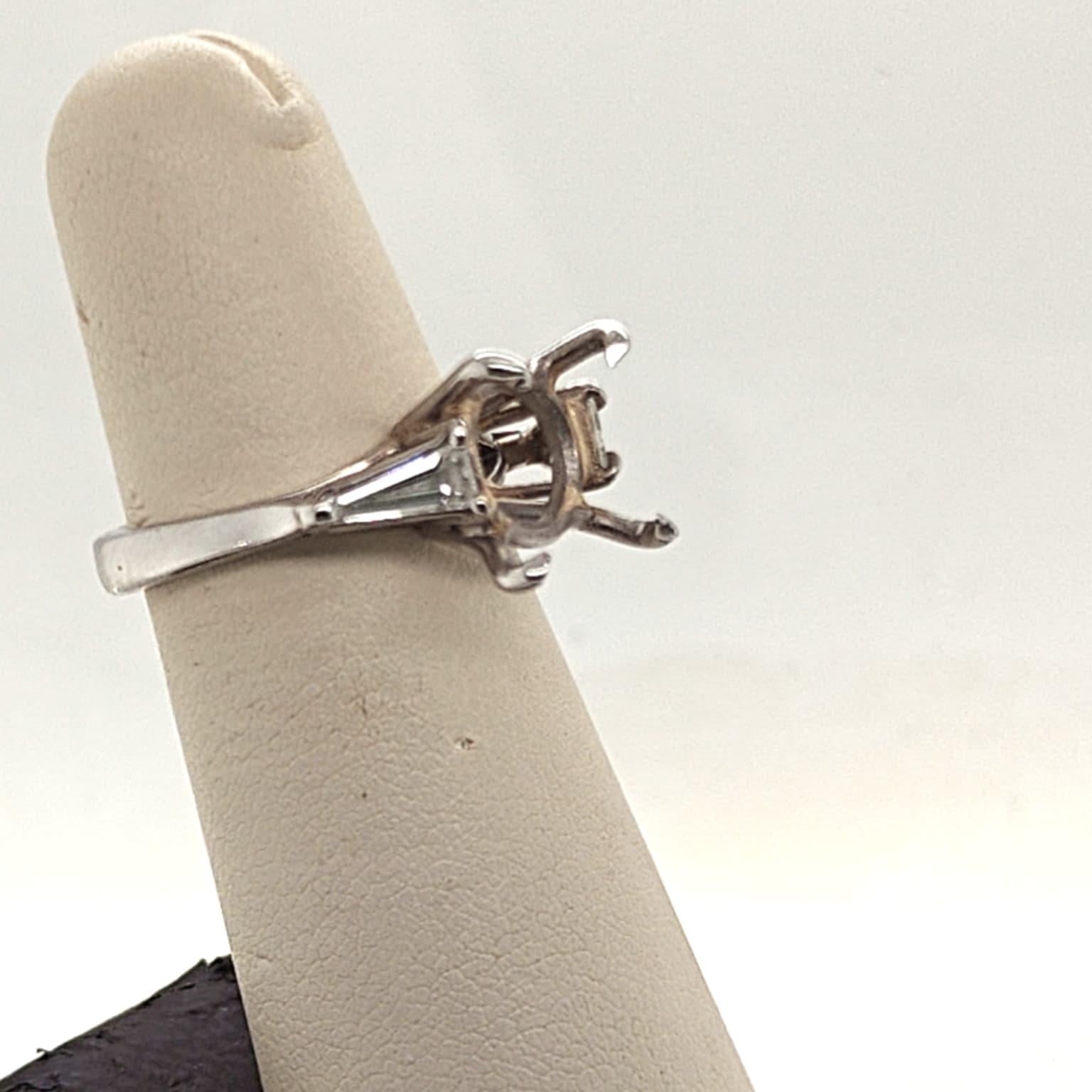 PLATINUM HANDMADE SEMI MOUNT FOR 5CT ROUND DIAMOND 0.42CTW