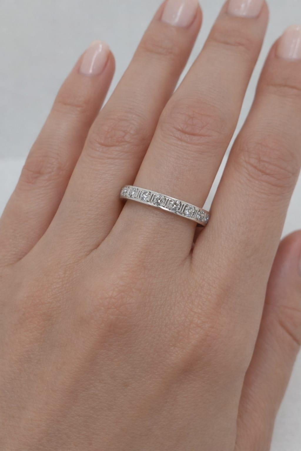 DIAMOND BAR-SET ETERNITY BAND 1.2CTW WHITE GOLD