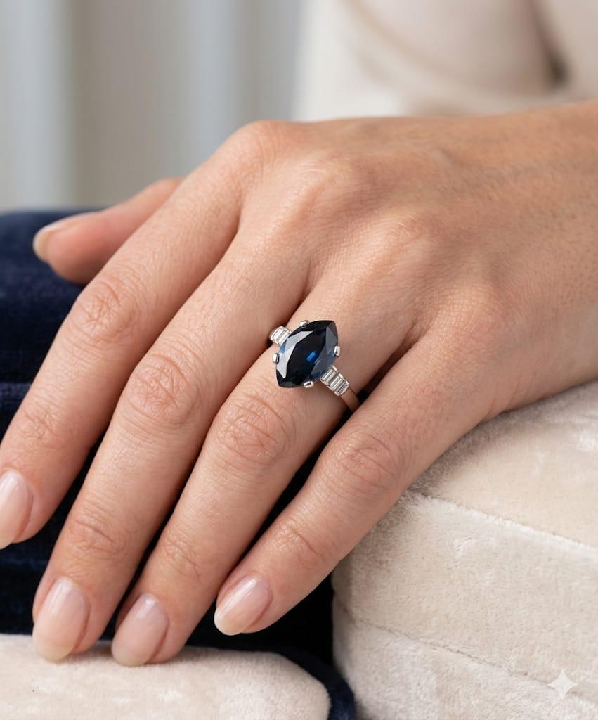 SAPPHIRE MARQUISE 5.02CT RING PLATINUM