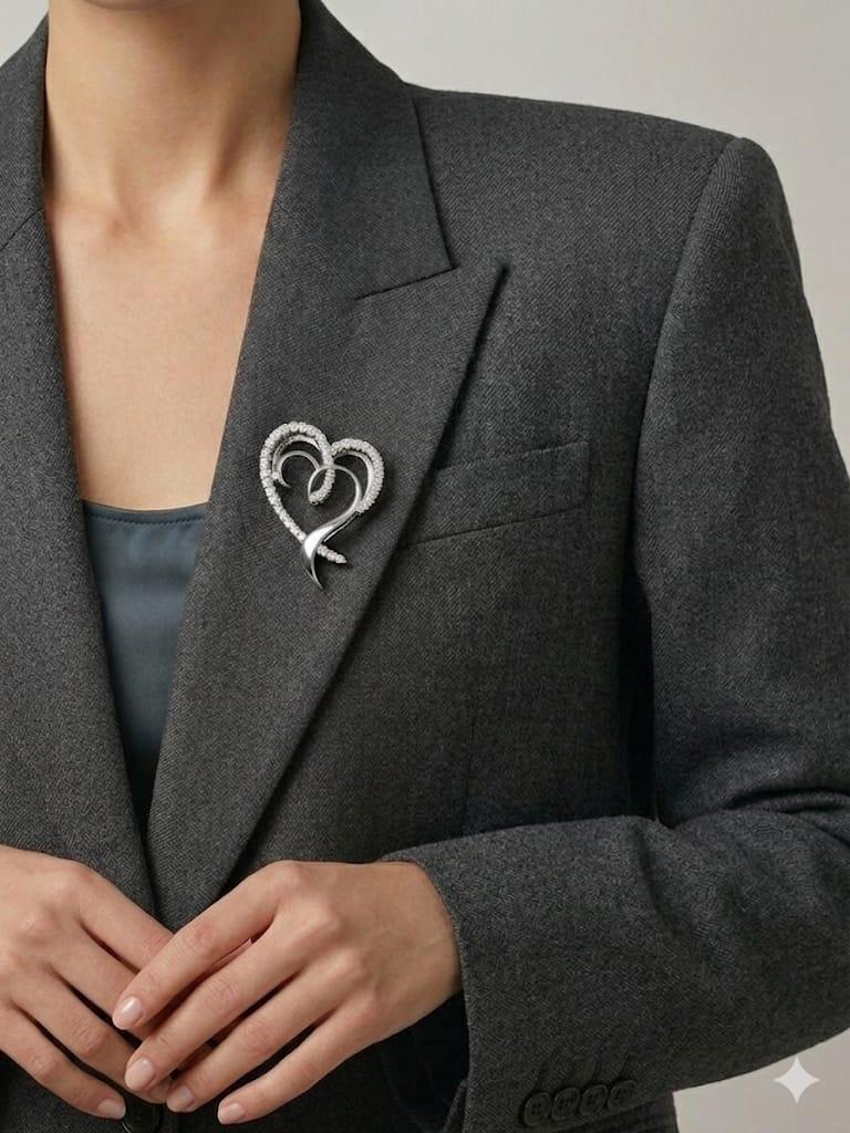 LARGE DIAMOND HEART SHAPE BROOCH PENDANT NECKLACE 2.56CTW WHITE GOLD