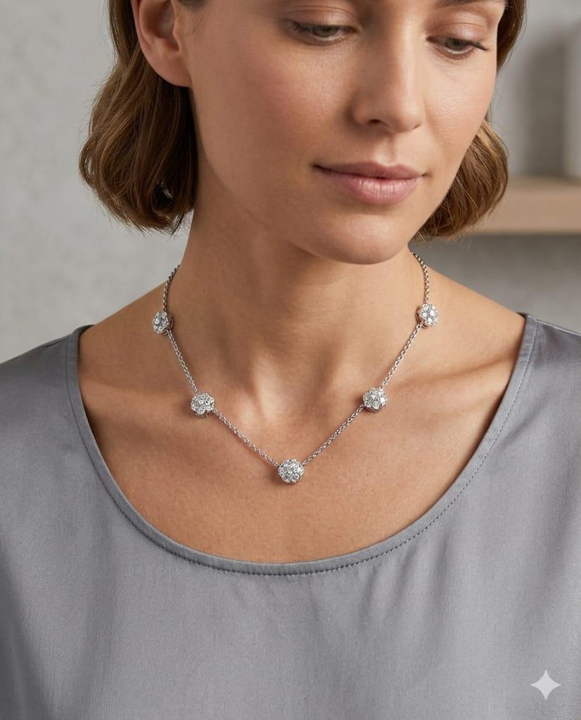 DIAMOND FIVE CIRCLE CLUSTER NECKLACE 5.35CTW WHITE GOLD