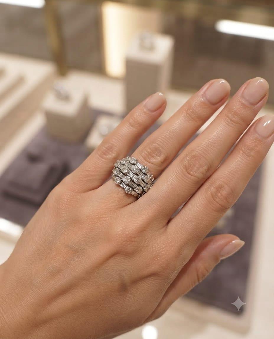 ESTATE BAGUETTE AND ROUND DIAMOND BAND RING 3.81CTW PLATINUM