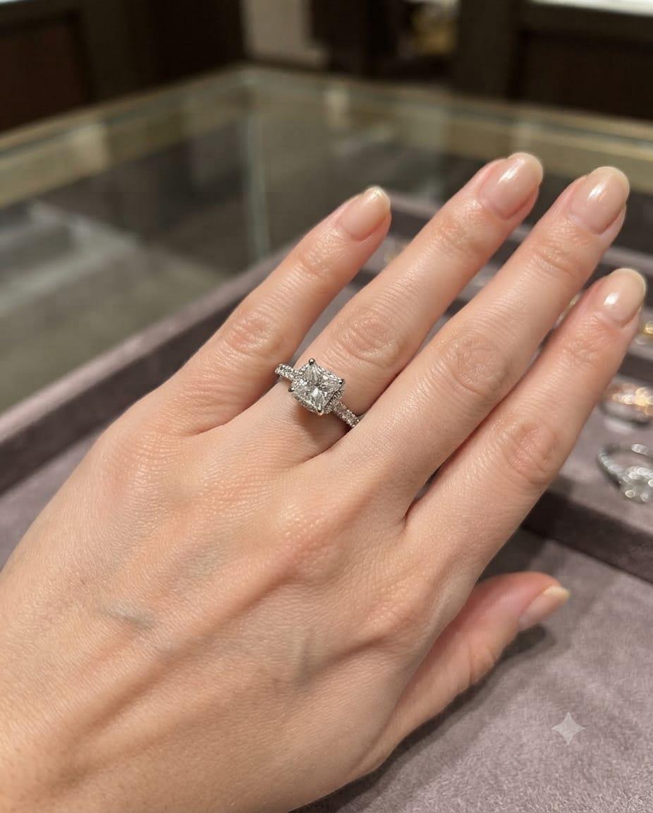 DIAMOND ENGAGEMENT RING 1.10CT PRINCESS WHITE GOLD AND PLATINUM