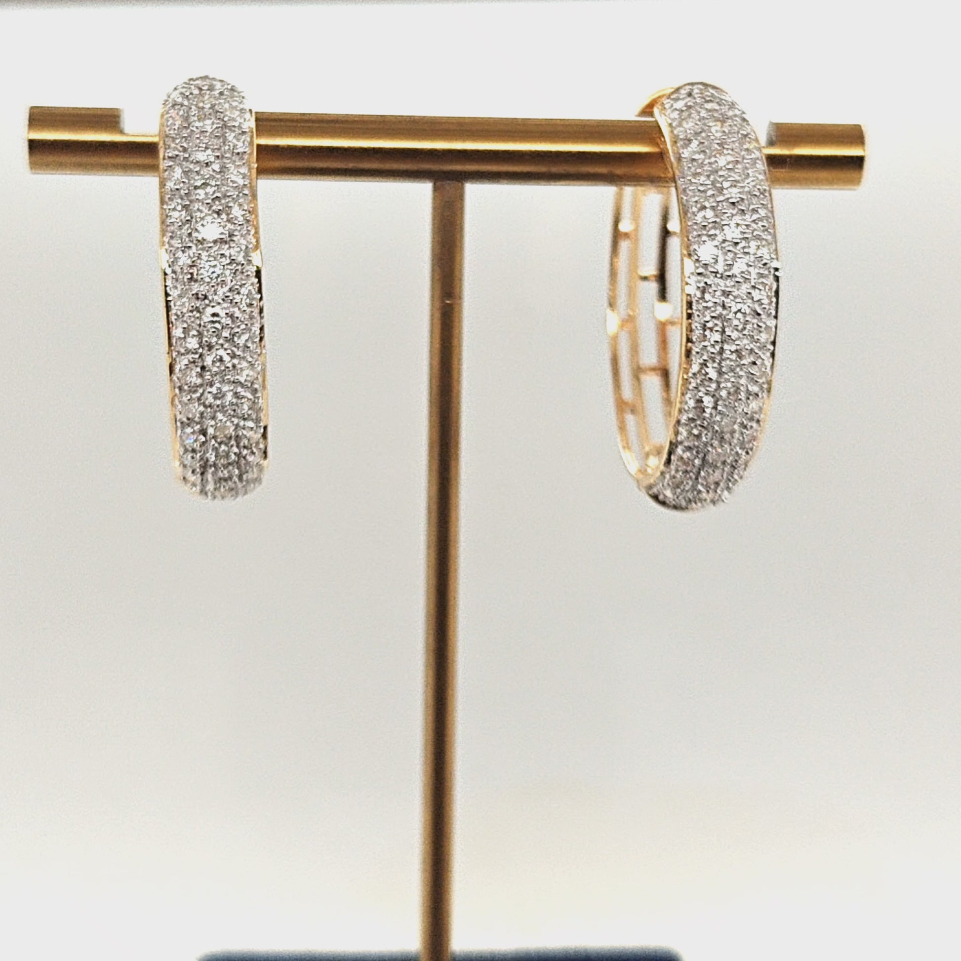 DIAMOND PAVE HOOP EARRINGS 2.24CT YELLOW GOLD