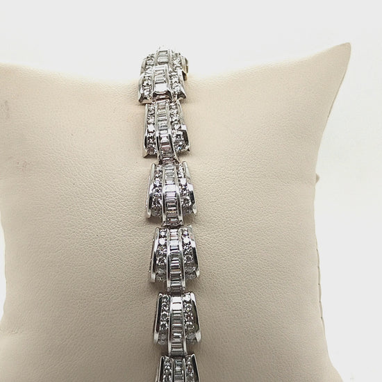 DIAMOND LINK BRACELET BAGUETTE AND ROUND 9.6CT WHITE GOLD