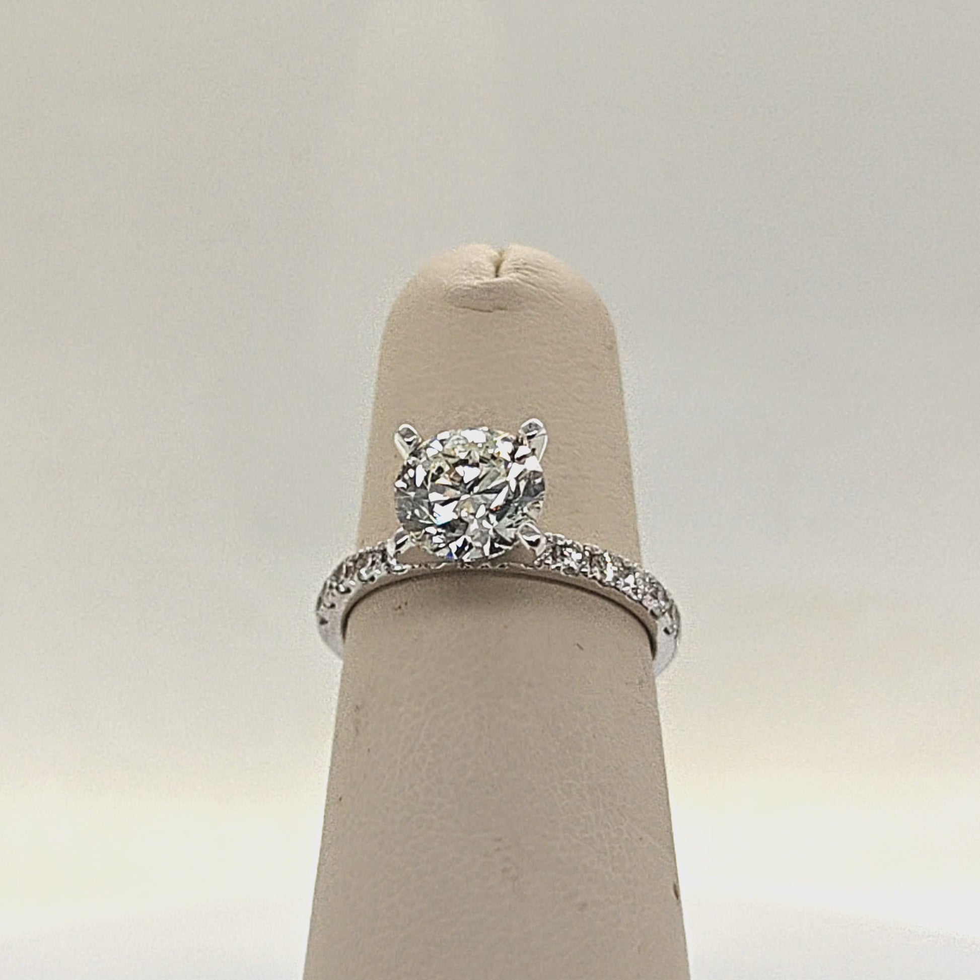 DIAMOND ENGAGEMENT RING 2.01CT GIA J-SI2 WHITE GOLD