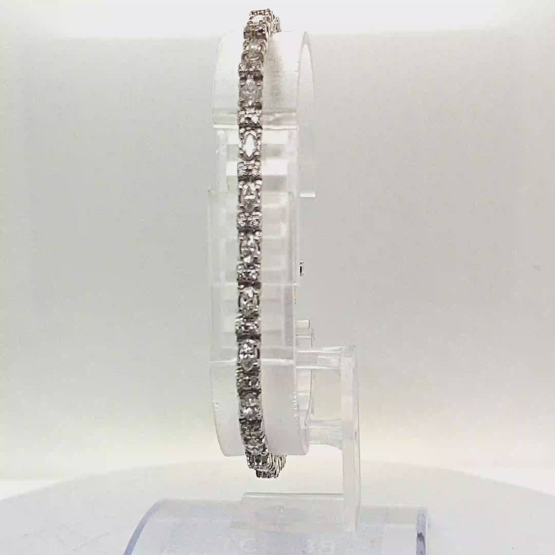 DIAMOND TENNIS BRACELET 3.65CT MARQUISE AND ROUND WHITE GOLD