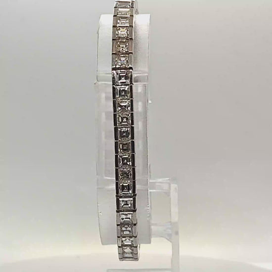 DIAMOND BRACELET ASSCHER CUT 13.26CT WHITE GOLD