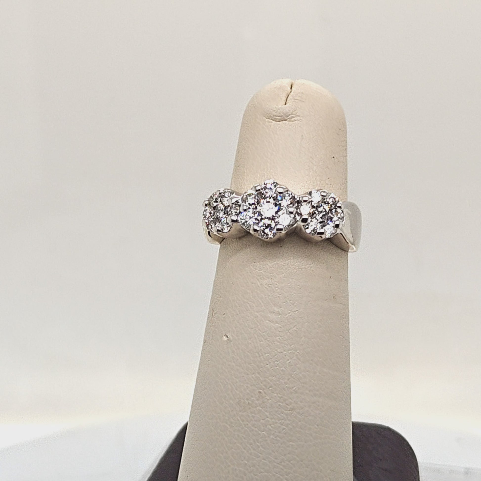 DIAMOND RING THREE CLUSTERS WHITE GOLD