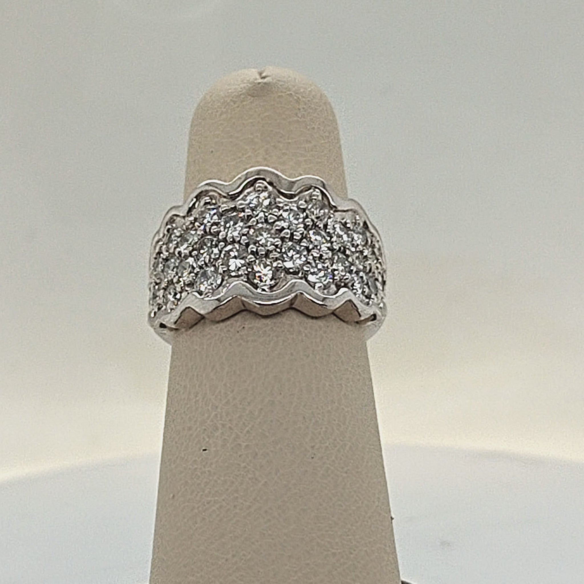 DIAMOND PAVE CLUSTER BAND RING 14K WHITE GOLD 2.05 CTW