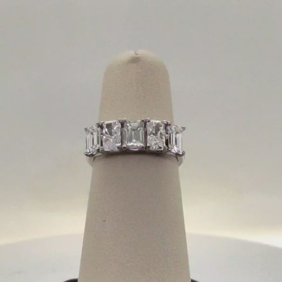 5 DIAMOND PLATINUM BAND 3.06CTW