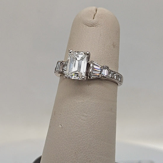 EMERALD CUT 1.27CT DIAMOND ENGAGEMENT RING WHITE GOLD