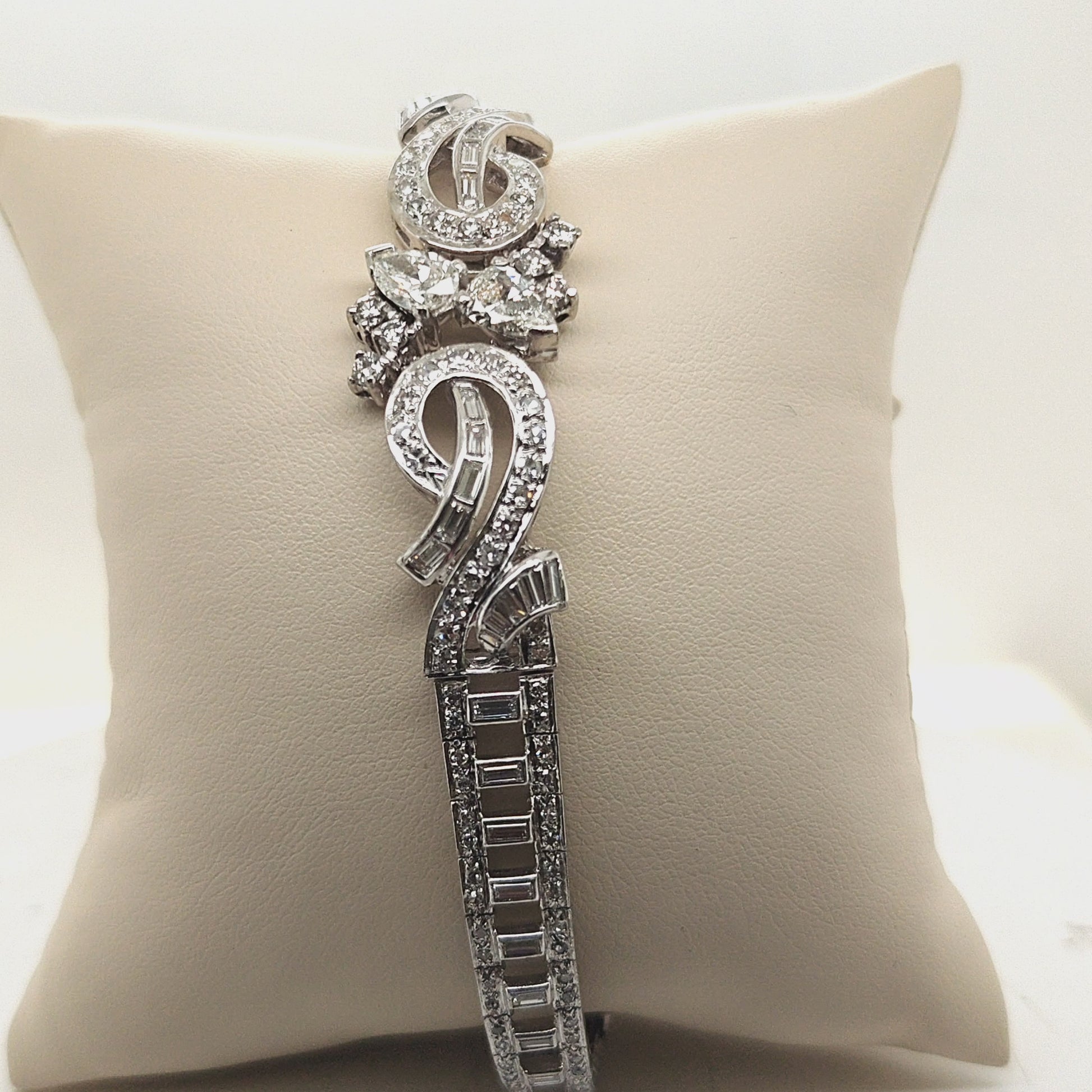 DIAMOND ESTATE BRACELET IN PLATINUM