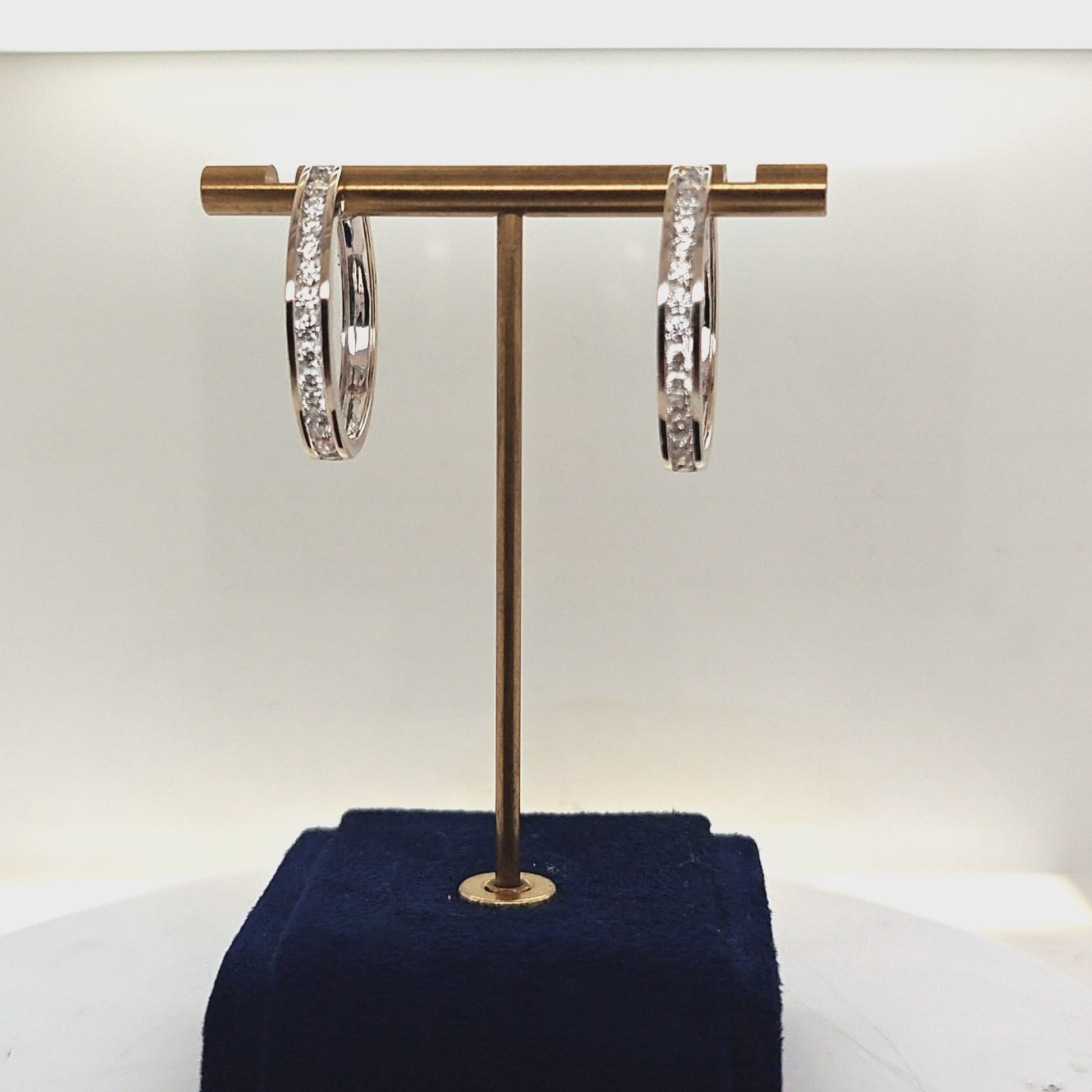 DIAMOND HOOP EARRINGS WHITE GOLD 1.51CT