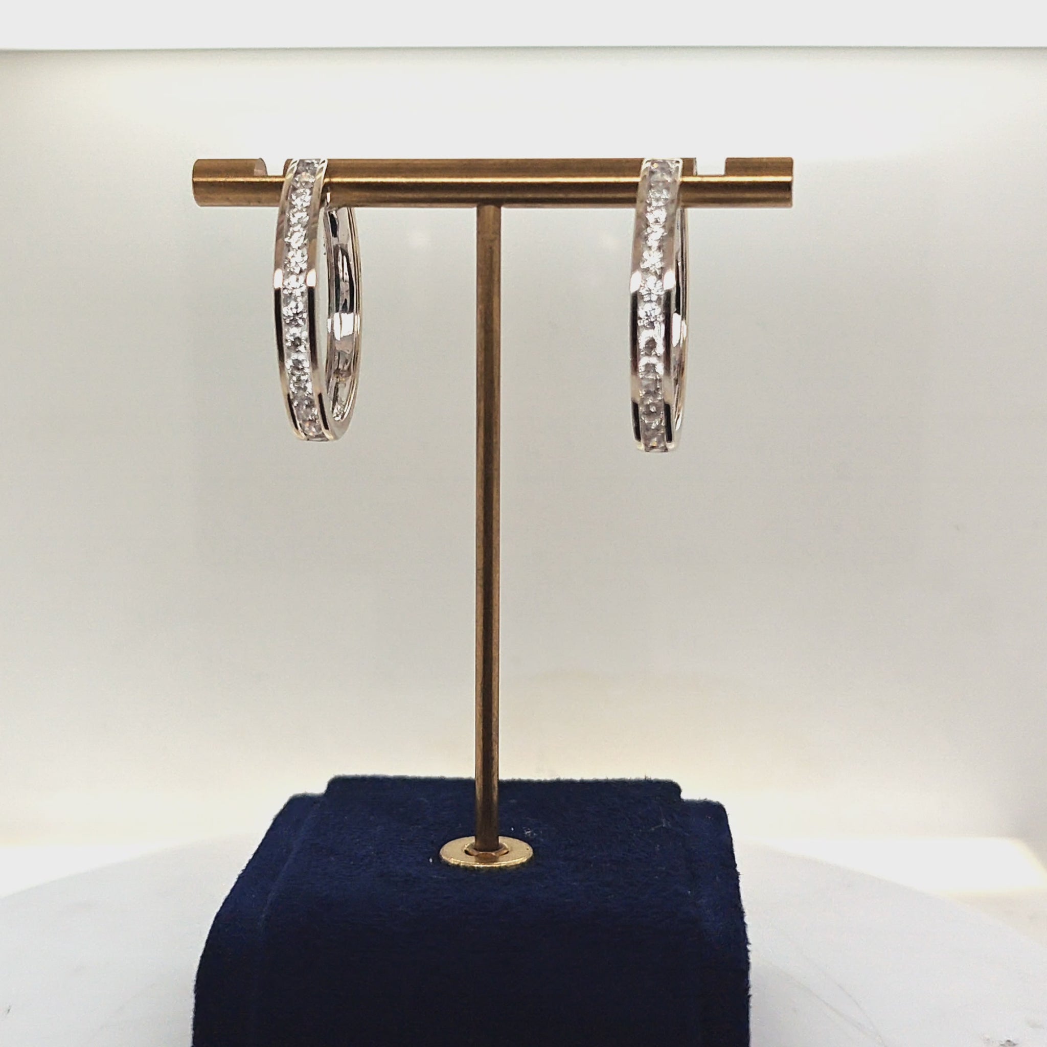 DIAMOND HOOP EARRINGS WHITE GOLD 1.51CT
