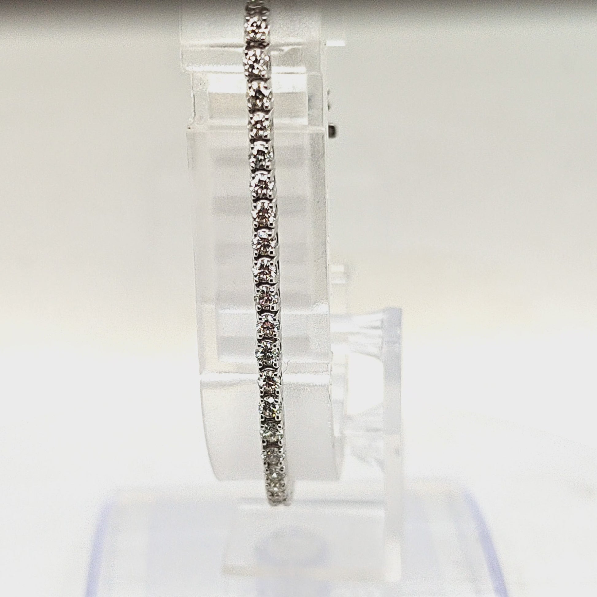 DIAMOND TENNIS BRACELET 3.02CT WHITE GOLD